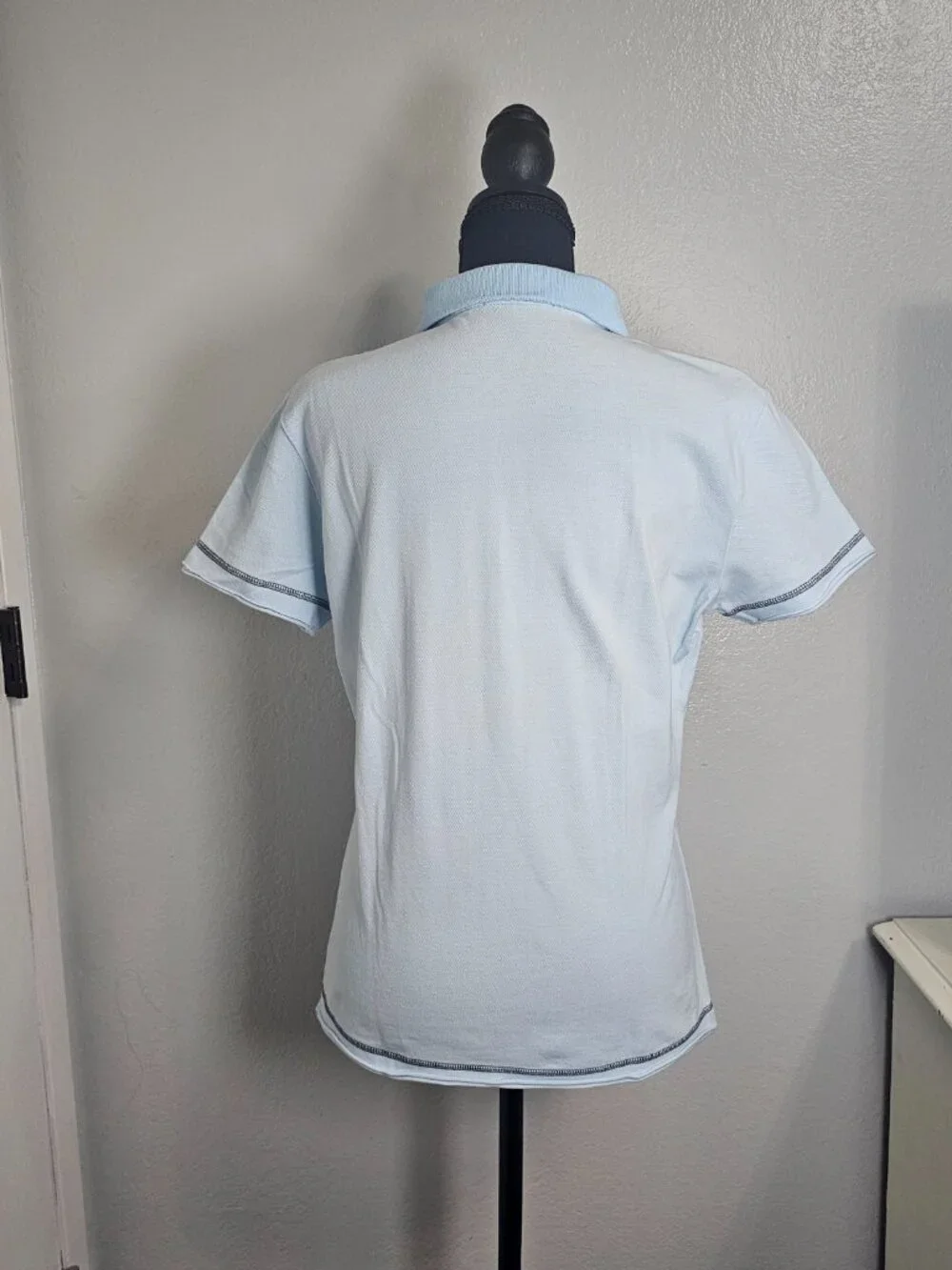 Hang Ten Women's Baby Blue Cotton Polo Shirt - Size Large - Picture 3 of 7